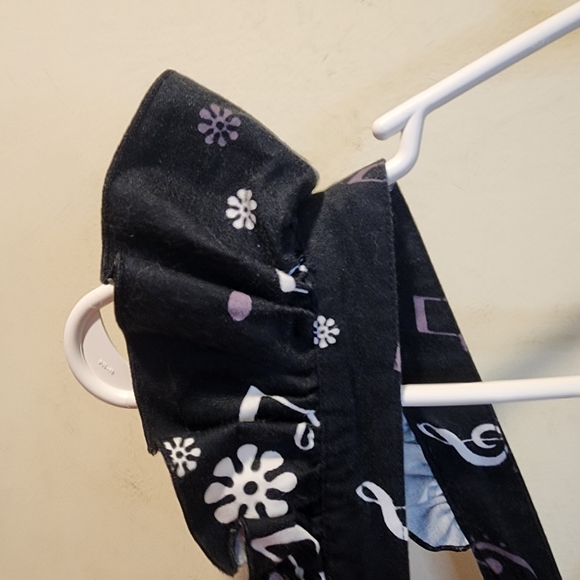 BODY LINE Girls Black Musical Note Suspender Skirt Size 40 - Picture 4 of 12